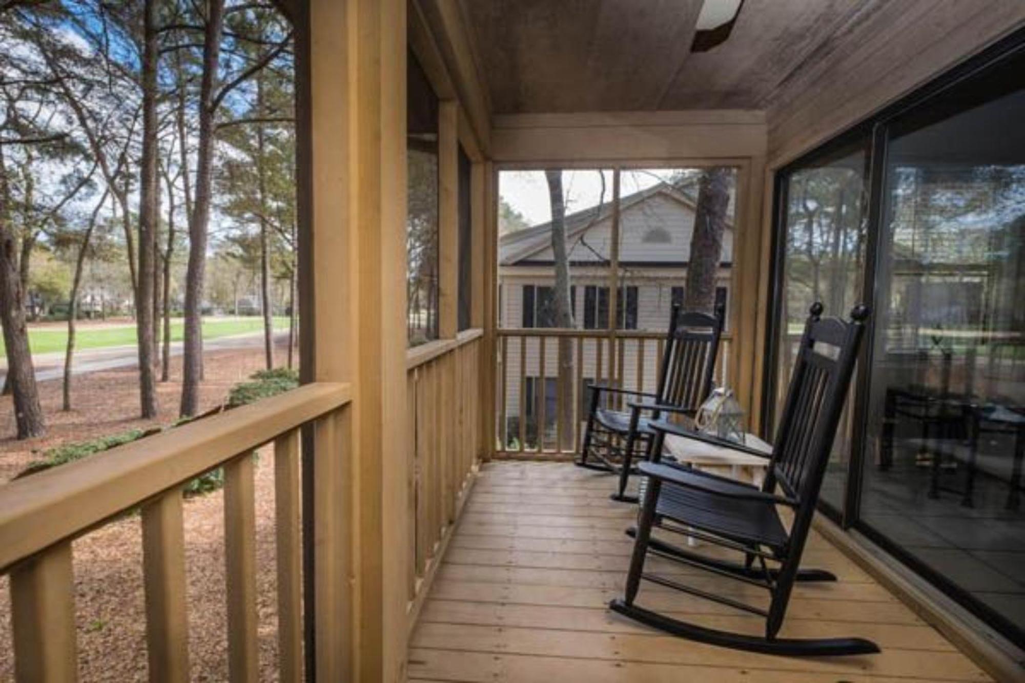Litchfield Beach & Golf Resort Exterior foto